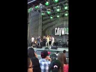 IM5 & Bella Thorne
