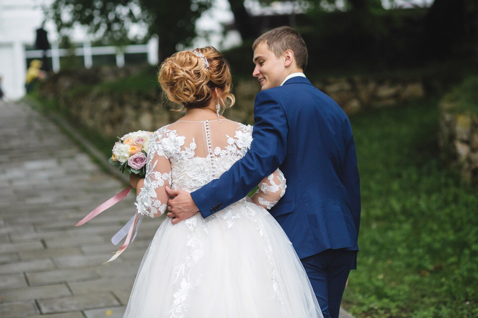 Фото от друзей свадьба крыгиных город запорожье. Дмитрий медянцев фотограф. Свадебный видеооператор. Стильная свадьба москва. Постановочная съёмка свадьбы.