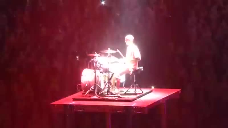 JUSTIN BIEBER DRUM SOLO WORLD