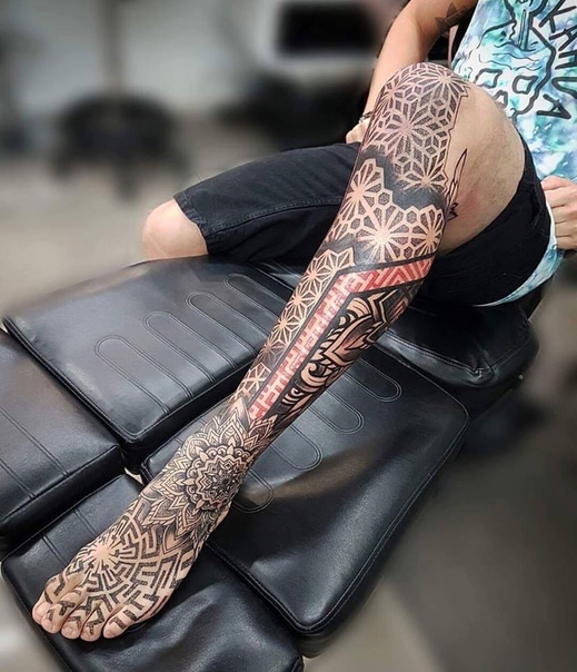 Tattoo schoolgirl missionary fisting