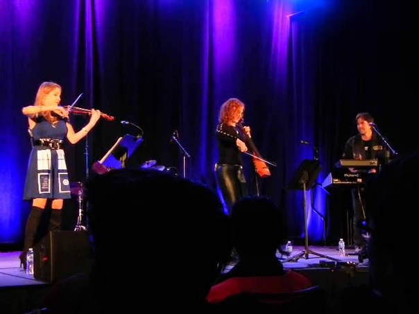 Critical Hit Zeldas Lullaby ( Raleigh Wizard World Comicon