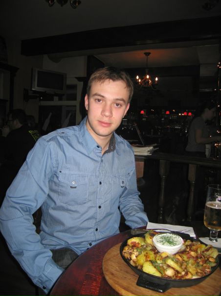 №1, Роман Комолов №1, Роман Комолов