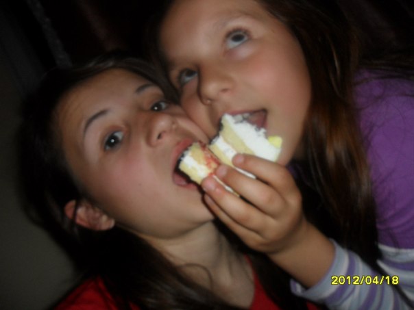 №82, Katyusa Geletei №82, Katyusa Geletei