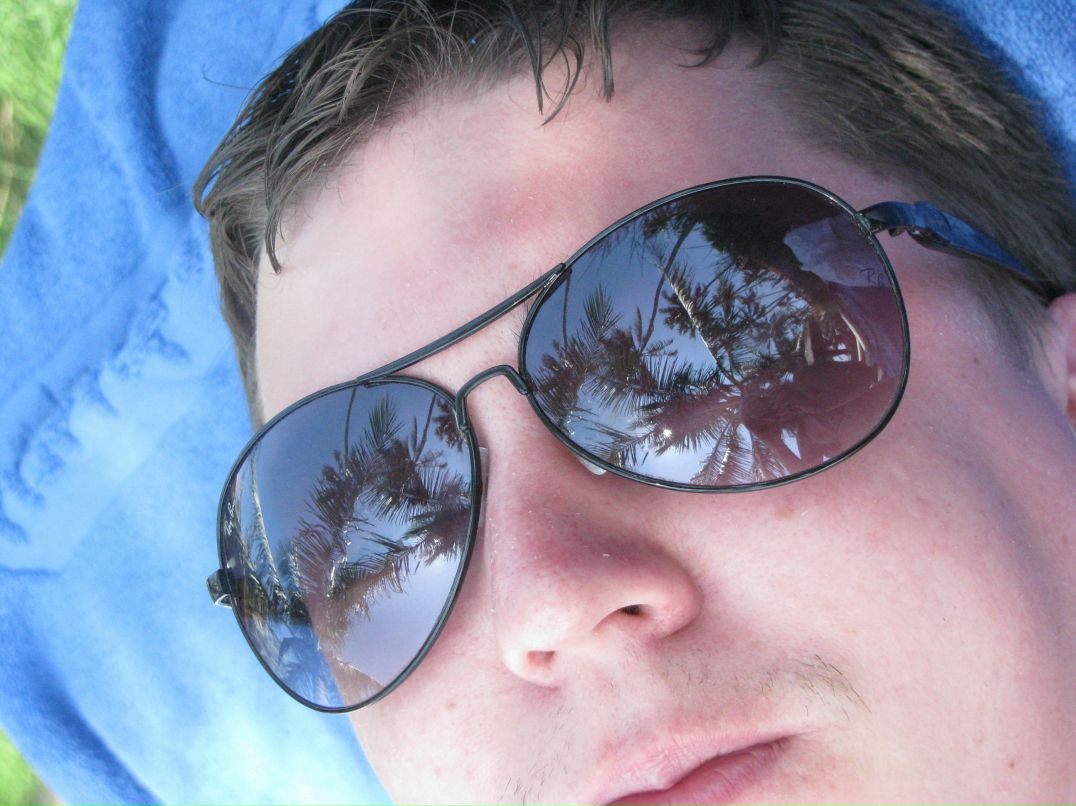 Антош Фамилияотца Тош-тош-татош | Москва