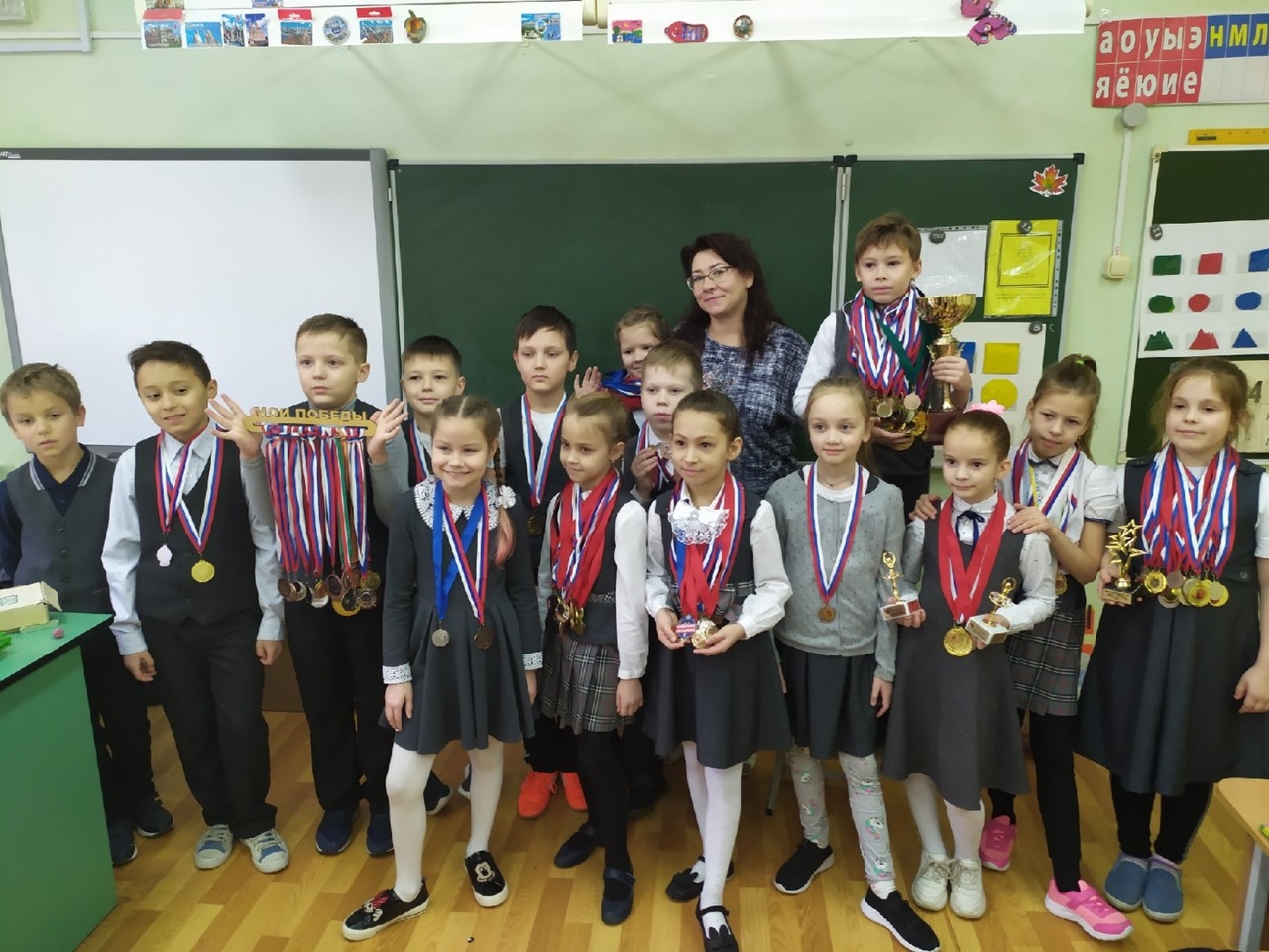 С Новым годом поздравляет 3А! С Новым годом поздравляет 3А!