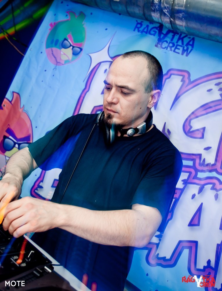 Викуська Угараева DOKTOR Z٩(̾●̮̮̃̾•̃̾)۶ ♌ ПАНДА-НЕВАЛЯШКА | Санкт-Петербург