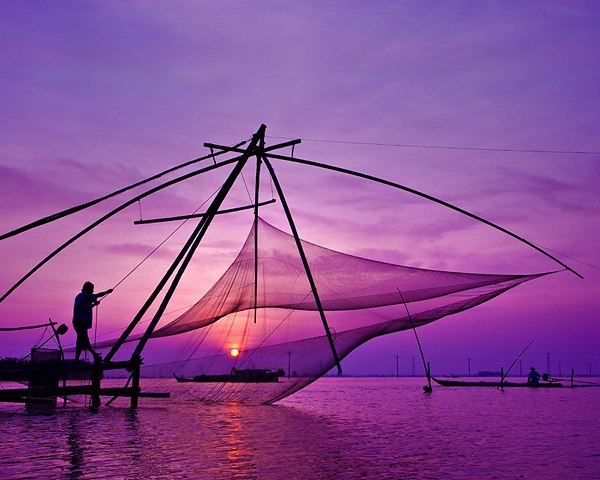 Илья Комаров Никалаич | 