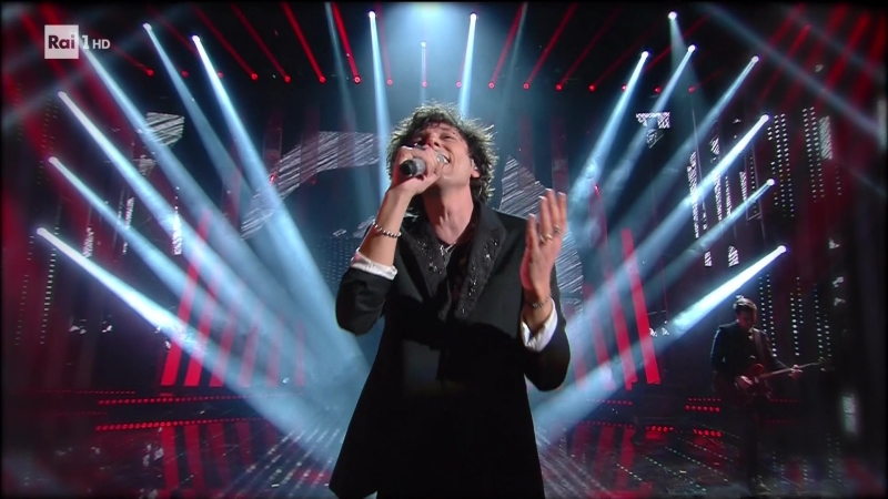 Ermal Meta Vietato morire ( Sanremo 11 02
