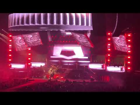 Queen + Adam Lambert Machines Los Angeles 20 July