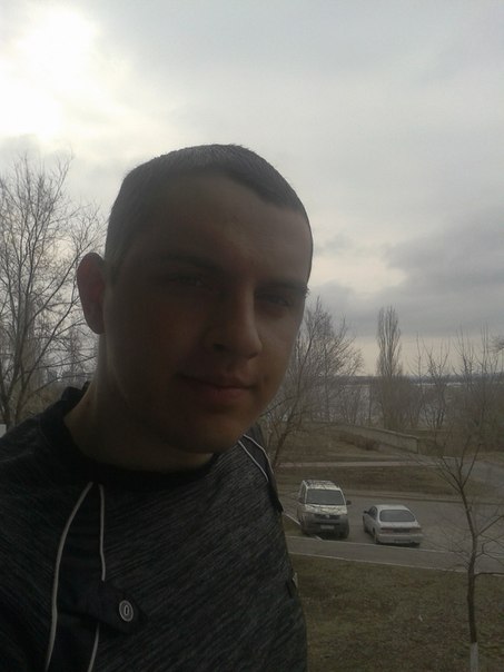 №69, Валера Беляев, 37 лет №69, Валера Беляев, 37 лет