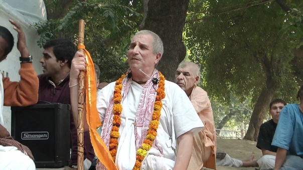 Dina Bandhu in Vrindavan, Part