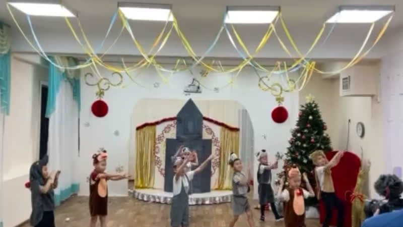 Группа 18. Новогодний
