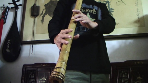 松雲廬聞秋聲 F b B三尺長管的低吟 Listen to the sound of autumn Bass bamboo flute